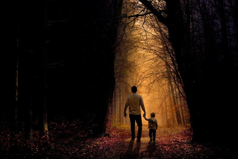 Découvrez les bienfaits de la lecture partagée pour renforcer le lien parent-enfant en 2026